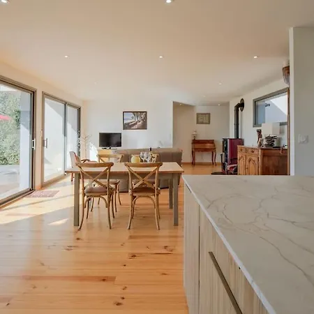 Maison Moderne Avec Piscine Au Coeur Des Vignes Appartement *